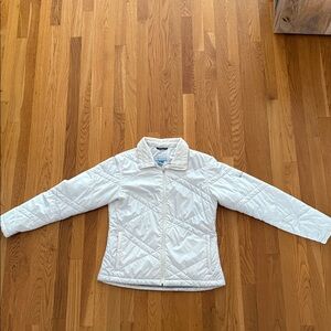 White Columbia size M